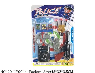 2011Y0044 - Police Set